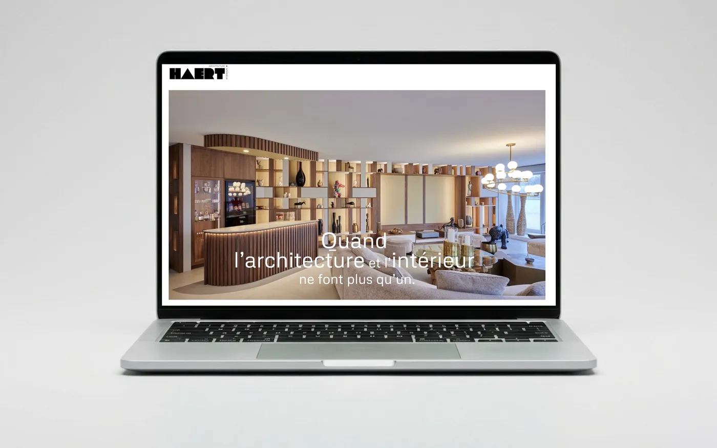 Site de HAERT, architecture et intérieur, sur ordinateur portable