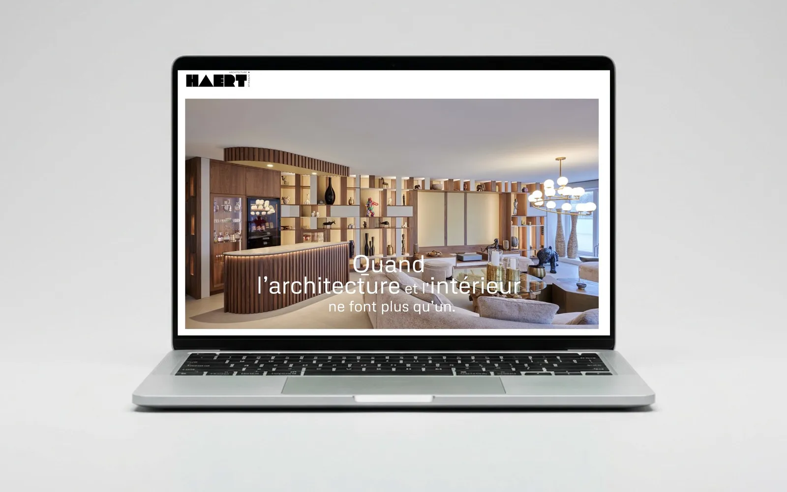 Site de HAERT, architecture et intérieur, sur ordinateur portable